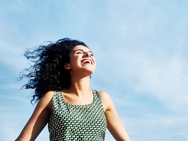 <em><strong>Sara </strong></em><strong>Hernández</strong>