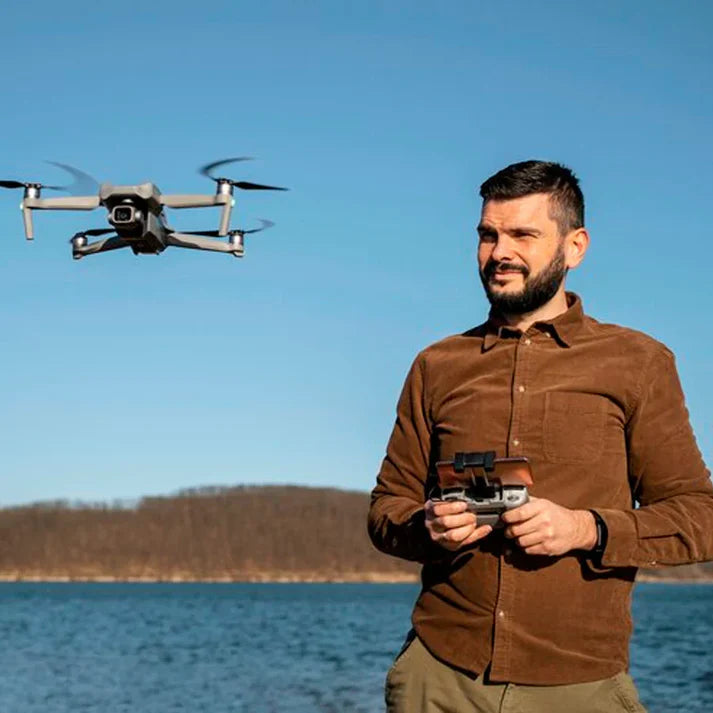 DRON FLYTEK W8 PRO — DOBLE CÁMARA 4K + MALETÍN PREMIUM GRATIS Y BATERÍA EXTRA