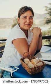 <em><strong>Laura M.</strong></em>